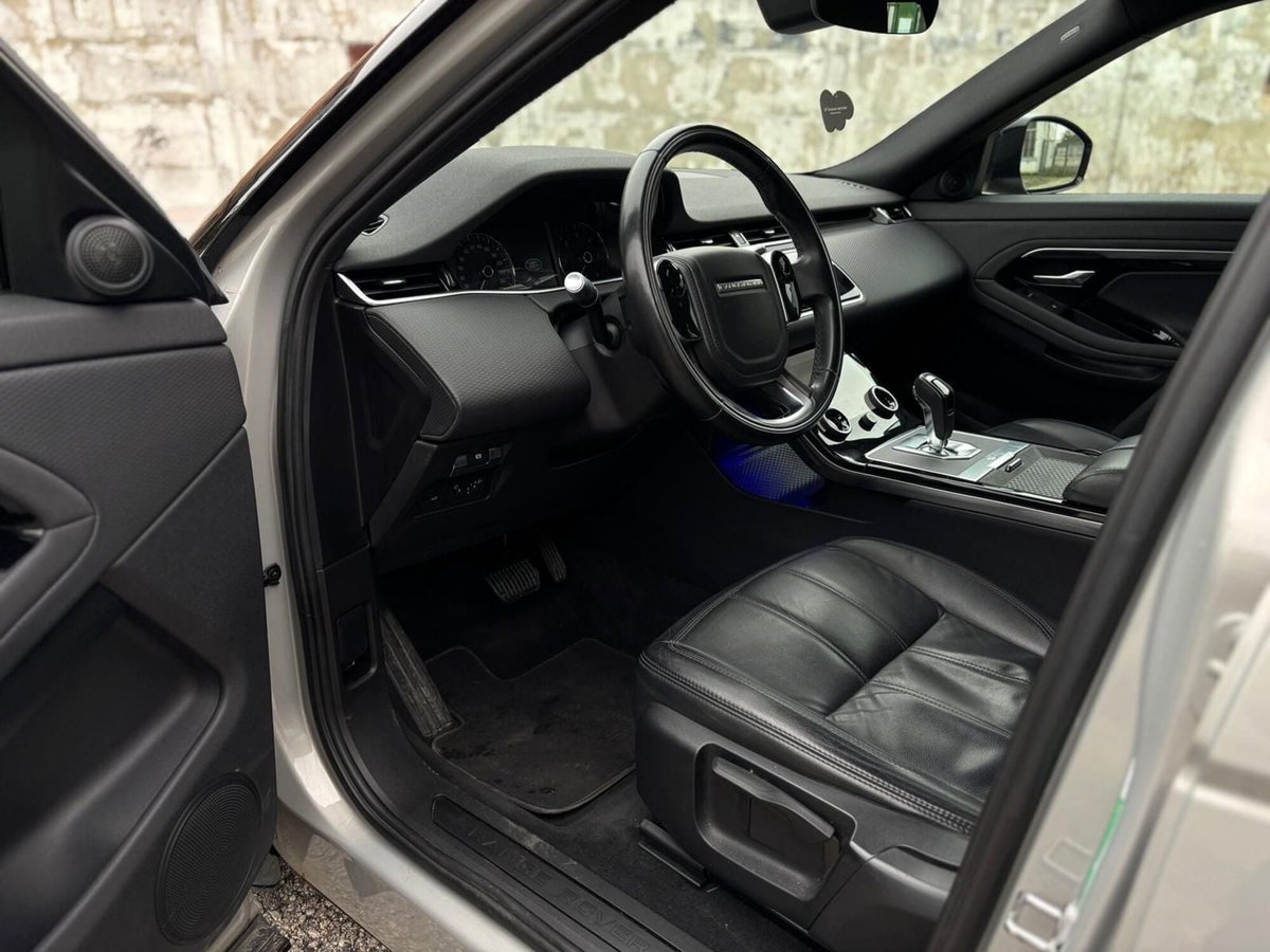 Land Rover Range Rover Evoque 2.0D I4 180 CV AWD Auto First Edition (6)