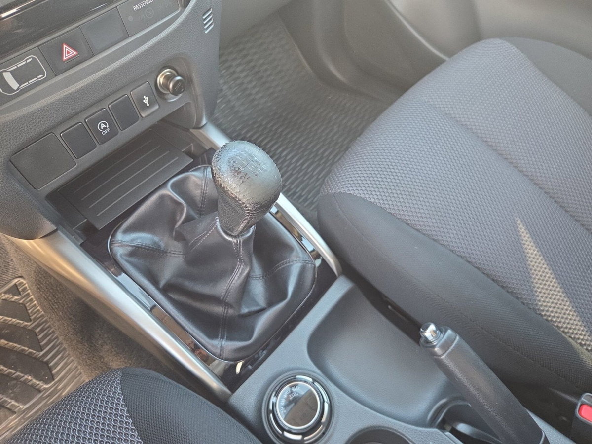 Mitsubishi L200 2.4 DI-D/154CV Double Cab Intense (11)