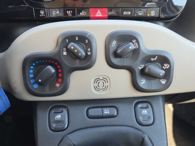 Fiat Panda 1.3 MJT 95 CV S&S 4x4 (14)