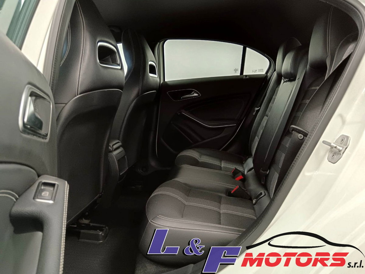 Mercedes-Benz Classe A 180 d Automatic Premium (19)