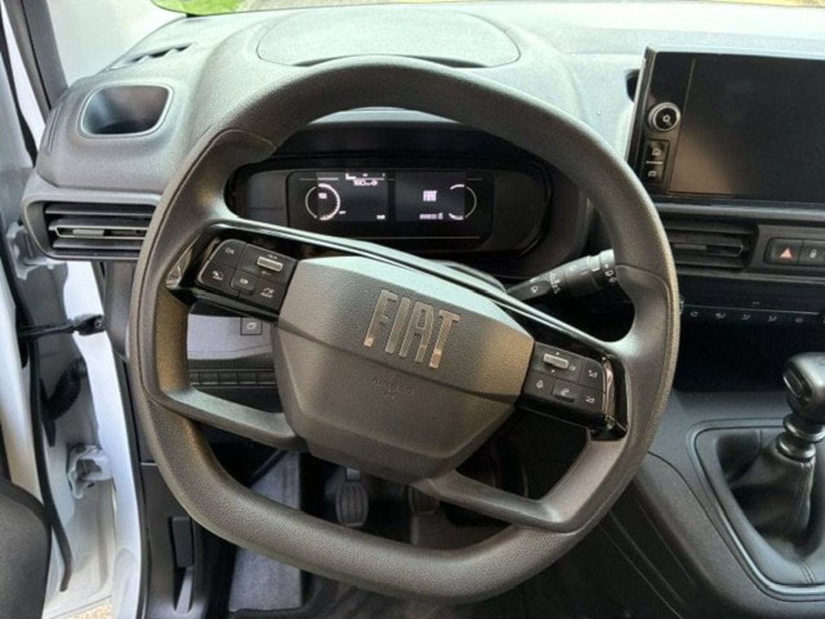 Fiat Doblò Furgone crew cab 1.5 bluehdi 100cv (12)