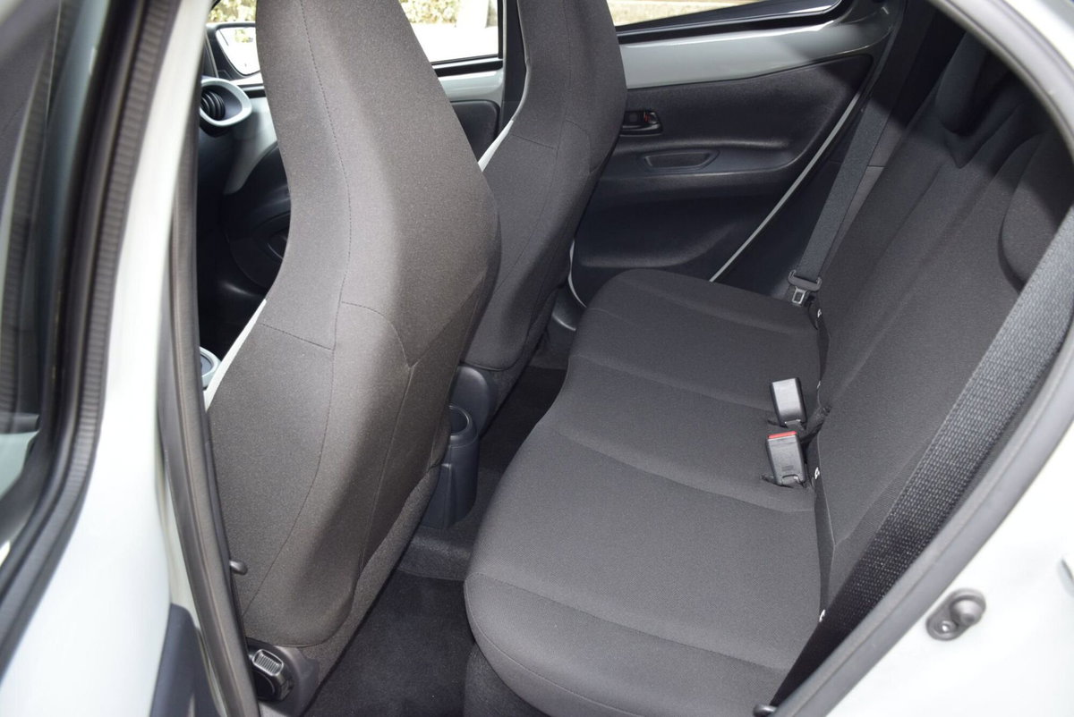Toyota Aygo X 1.0 Trend Air 72cv s-cvt (13)