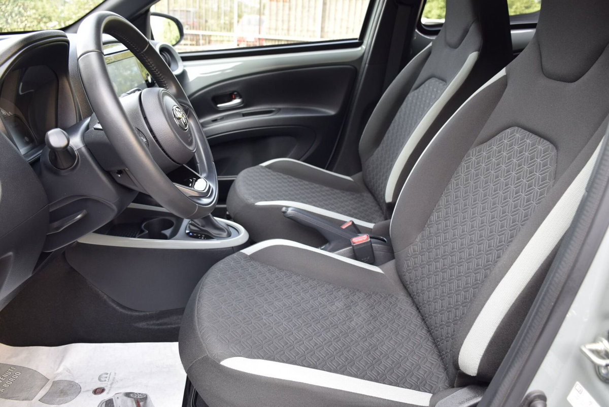 Toyota Aygo X 1.0 Trend Air 72cv s-cvt (16)
