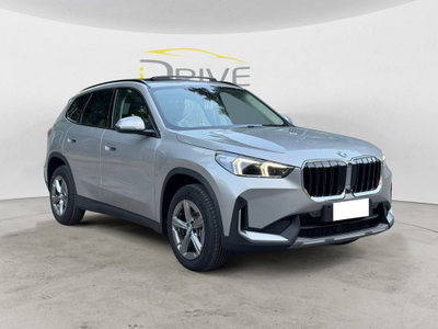 BMW X1 sdrive20i mhev 48V auto (3)
