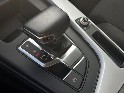 Audi A4 Avant 40 TDI S tronic S line edition (18)