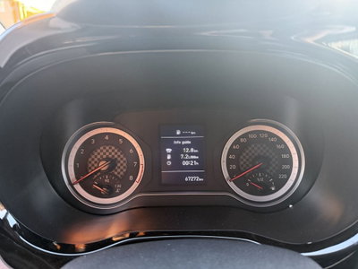 Hyundai i10 1.0 MPI Prime (11)