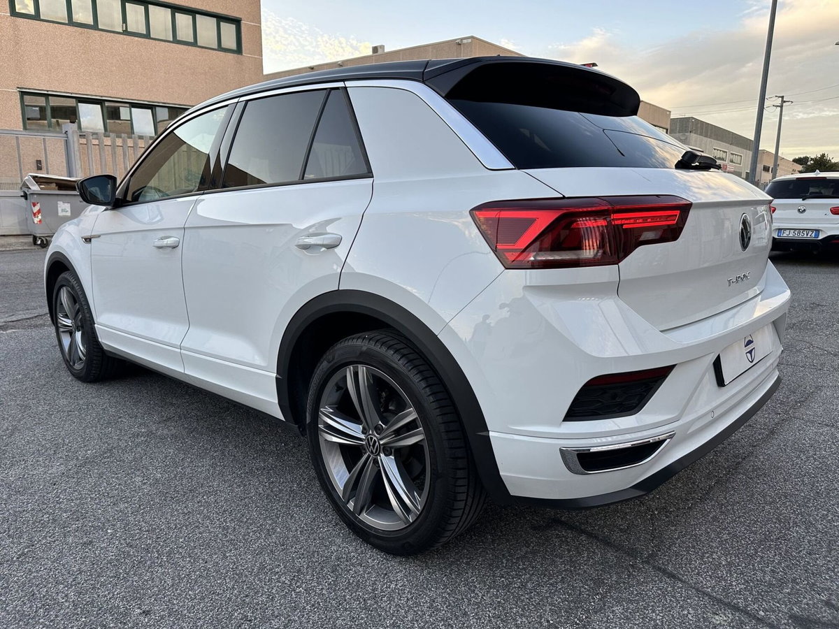 Volkswagen T-Roc 1.5 tsi R-Line dsg (4)