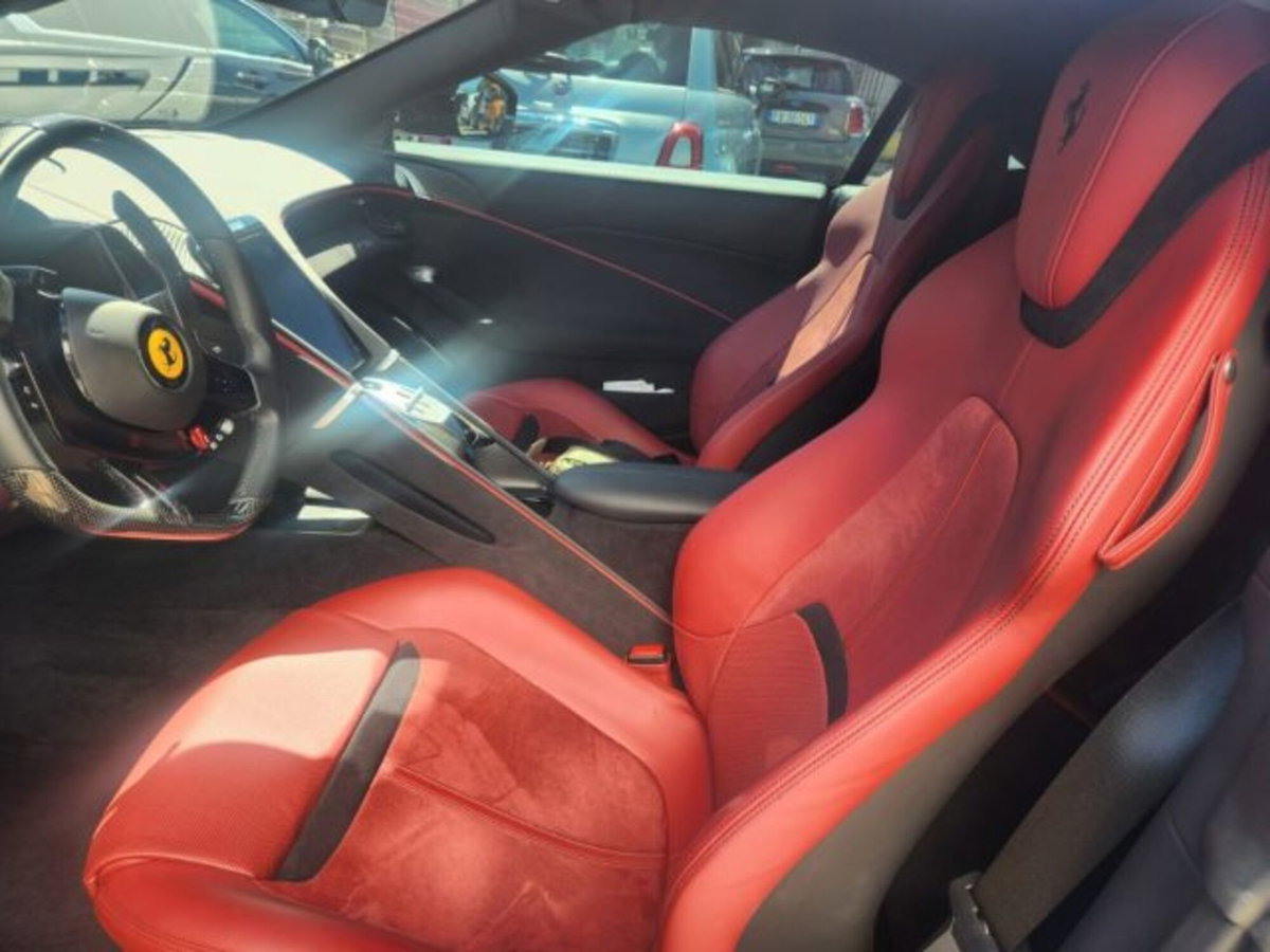 Ferrari Roma Spider 3.9 F1 dct (18)