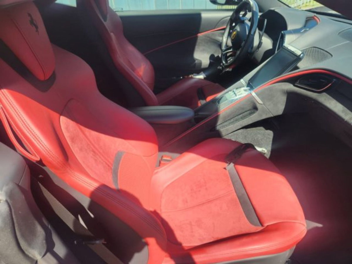 Ferrari Roma Spider 3.9 F1 dct (20)