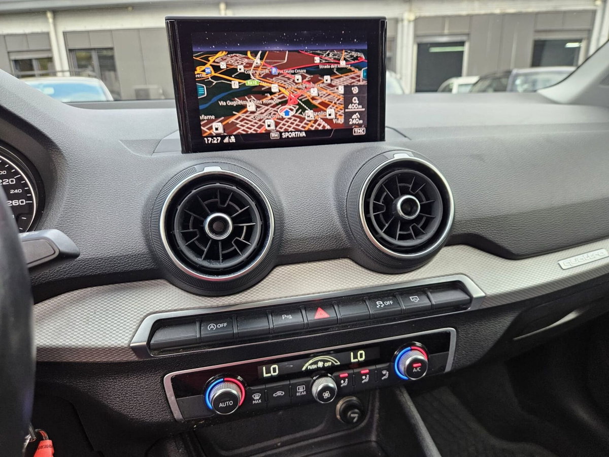 Audi Q2 Q2 1.6 TDI Business (14)