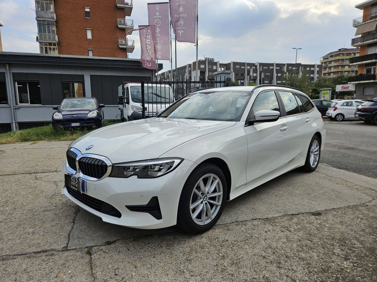 BMW Serie 3 Touring 318d 48V  Business Advantage
