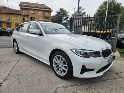 BMW Serie 3 Touring 318d 48V  Business Advantage (3)