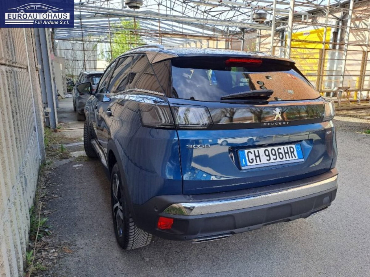 Peugeot 3008 BlueHDi 130 S&S EAT8 GT (2)