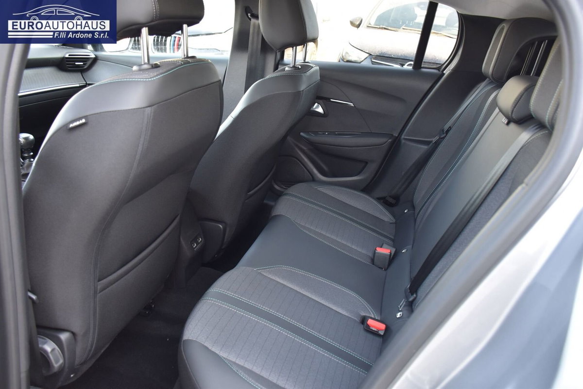 Peugeot 208 PureTech 100 Stop&Start EAT8 5 porte Allure Pack (13)