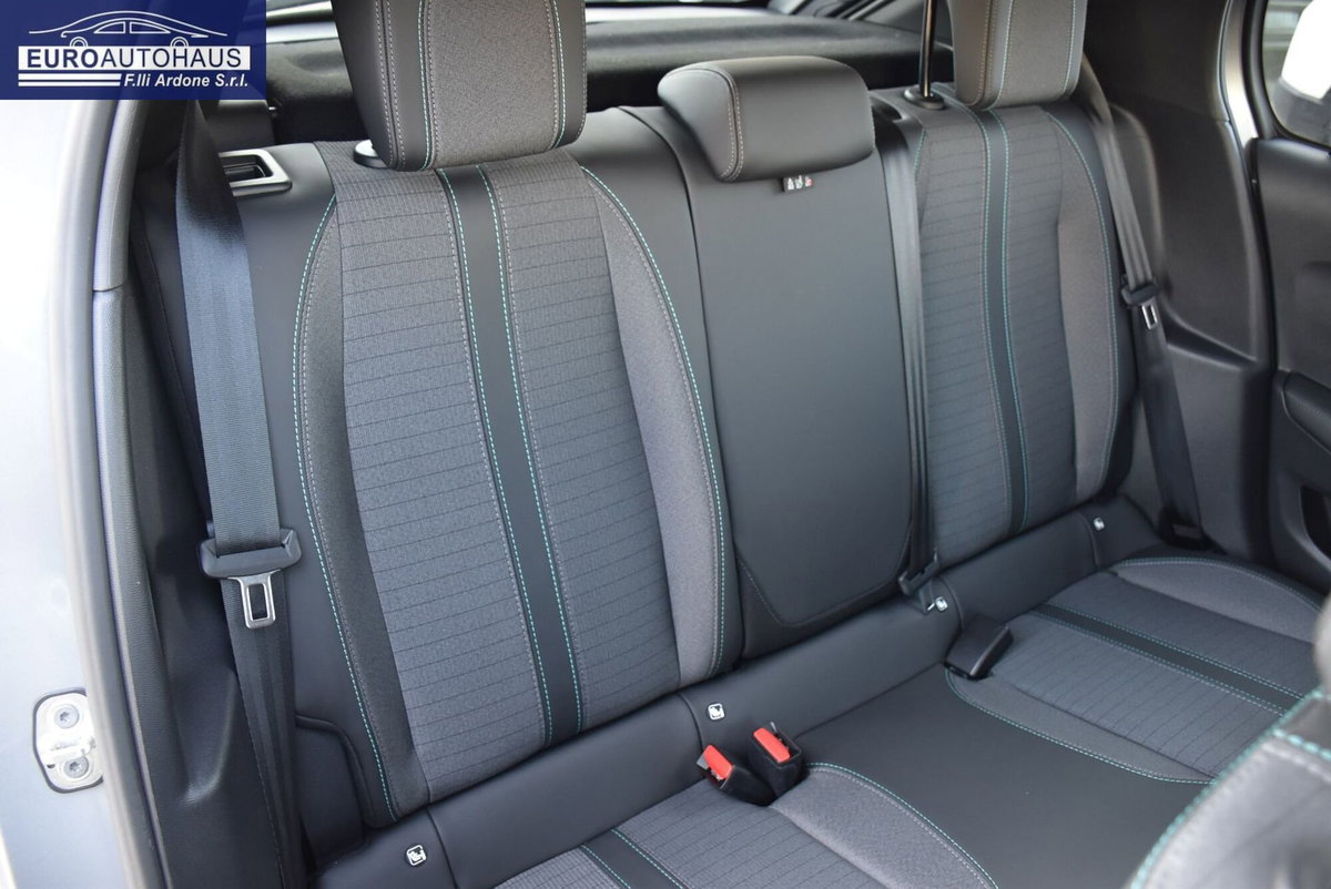 Peugeot 208 PureTech 100 Stop&Start EAT8 5 porte Allure Pack (15)