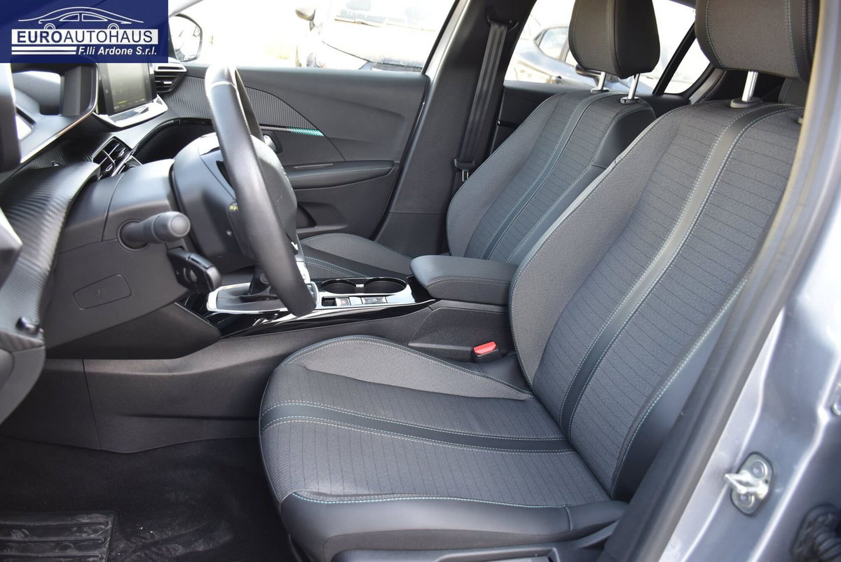 Peugeot 208 PureTech 100 Stop&Start EAT8 5 porte Allure Pack (8)