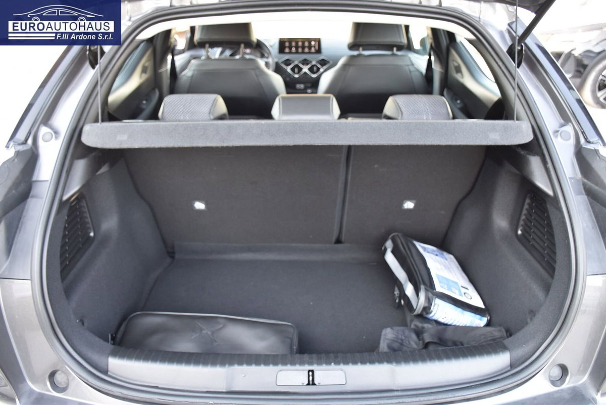Ds DS 3 1.5 bluehdi Bastille Business 130cv auto (12)