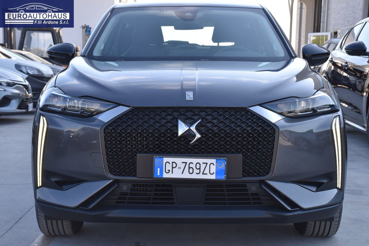Ds DS 3 1.5 bluehdi Bastille Business 130cv auto (2)