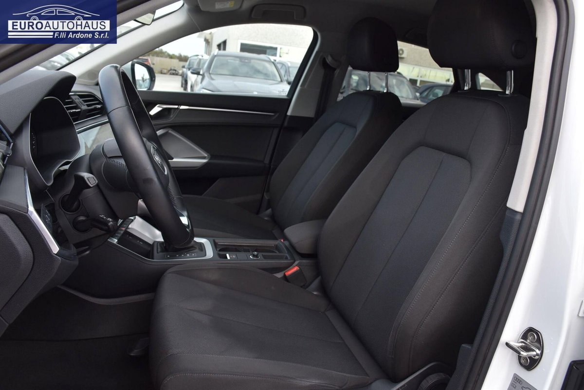 Audi Q3 Sportback 35 TDI quattro S tronic Business Plus (8)
