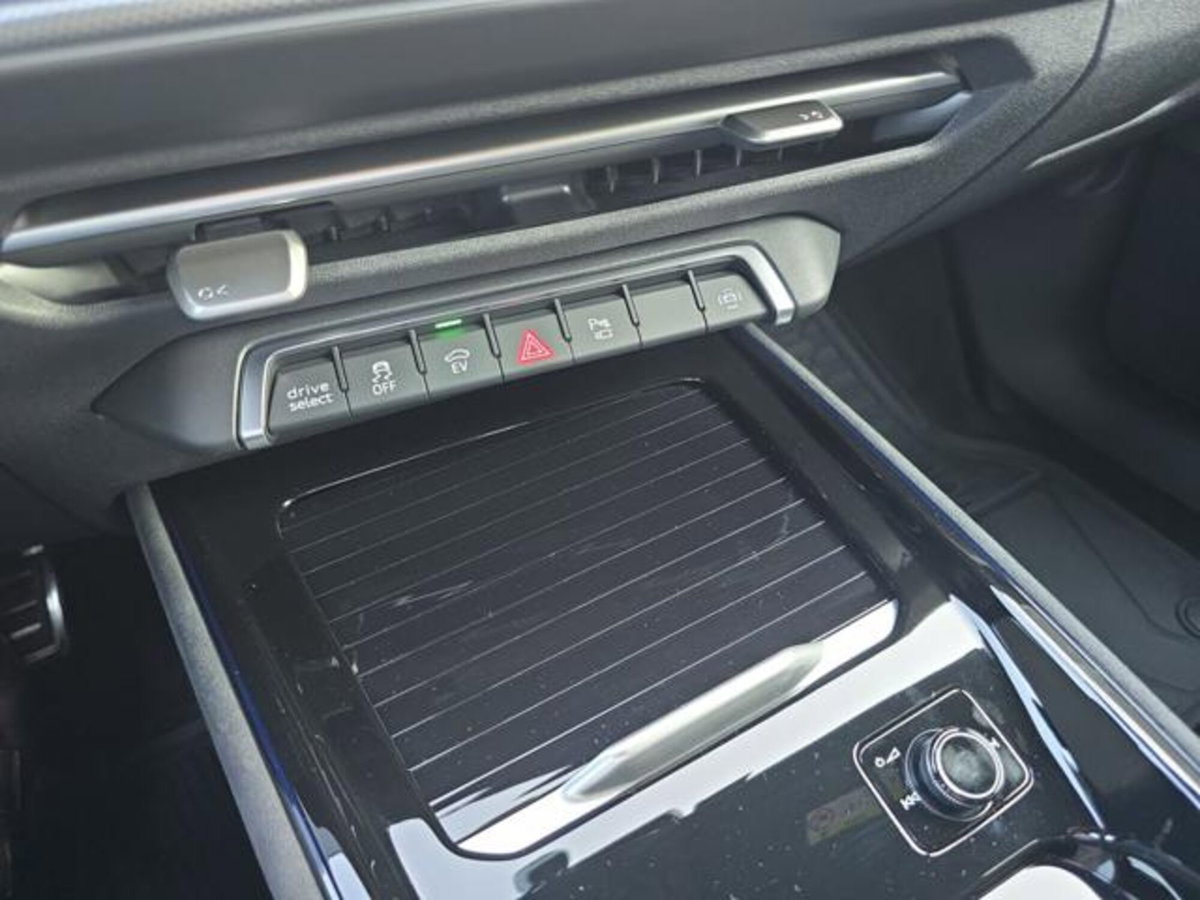 Audi Q3 Sportback 1.5 e-hybrid S line edition 272cv stronic (16)