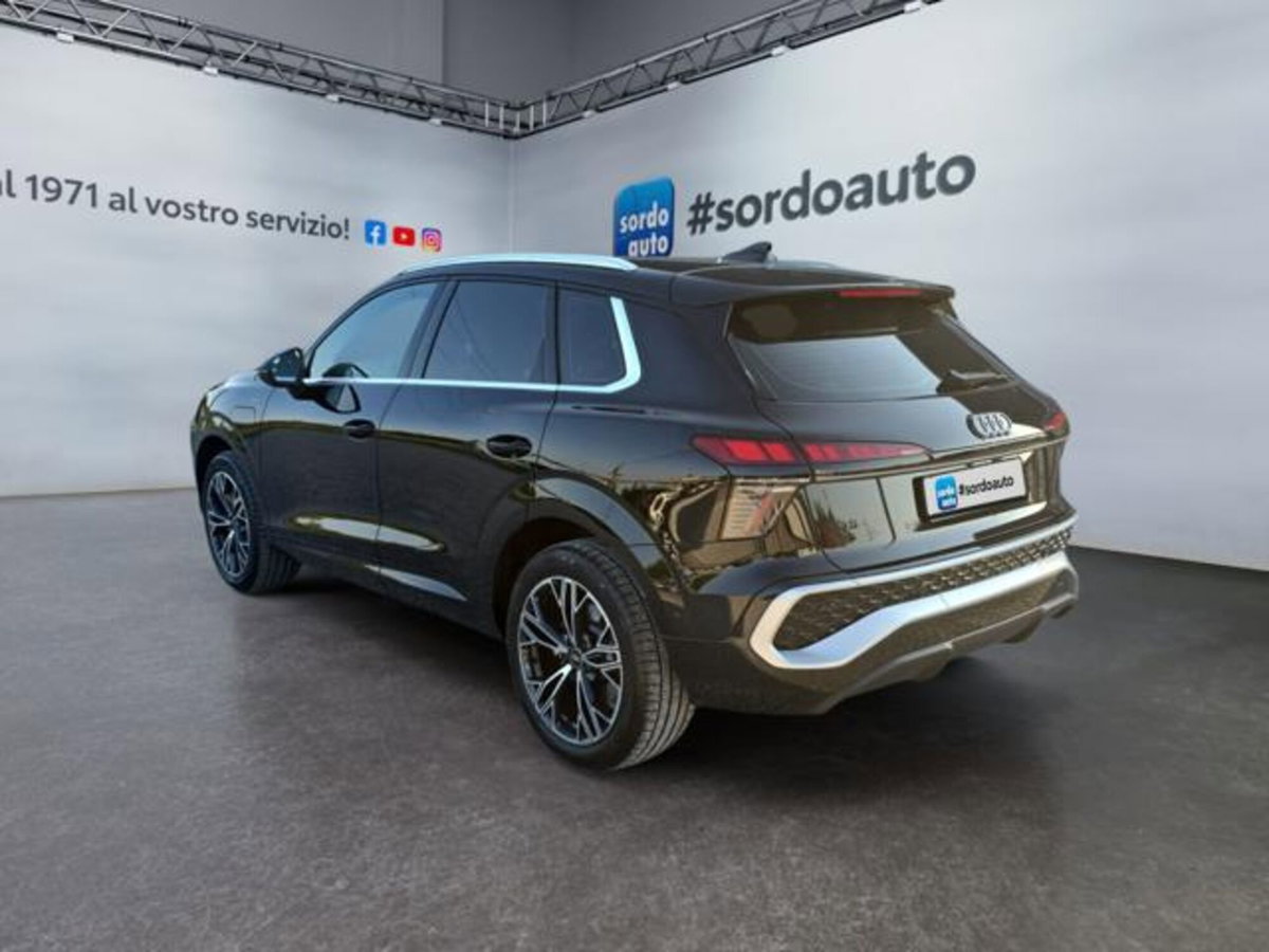 Audi Q3 Sportback 1.5 e-hybrid S line edition 272cv stronic (6)