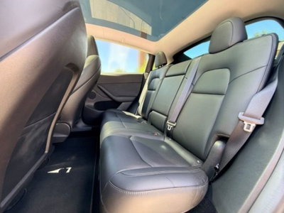 Tesla Model Y Long Range Dual Motor awd (13)
