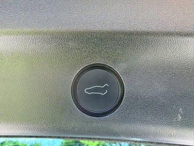 Tesla Model Y Long Range Dual Motor awd (15)