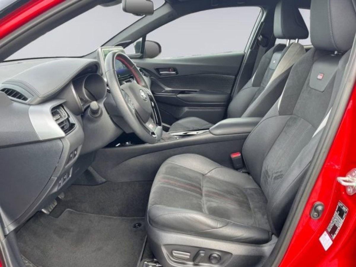 Toyota Toyota C-HR 2.0 Hybrid E-CVT GR Sport (16)