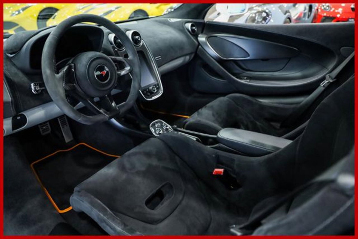 McLaren 570S Coupé 570S Coupé (9)