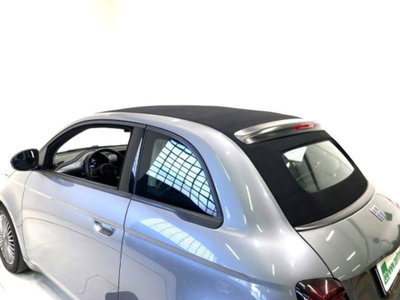 Fiat 500e Cabrio Icon + Cabrio 42 kWh (14)