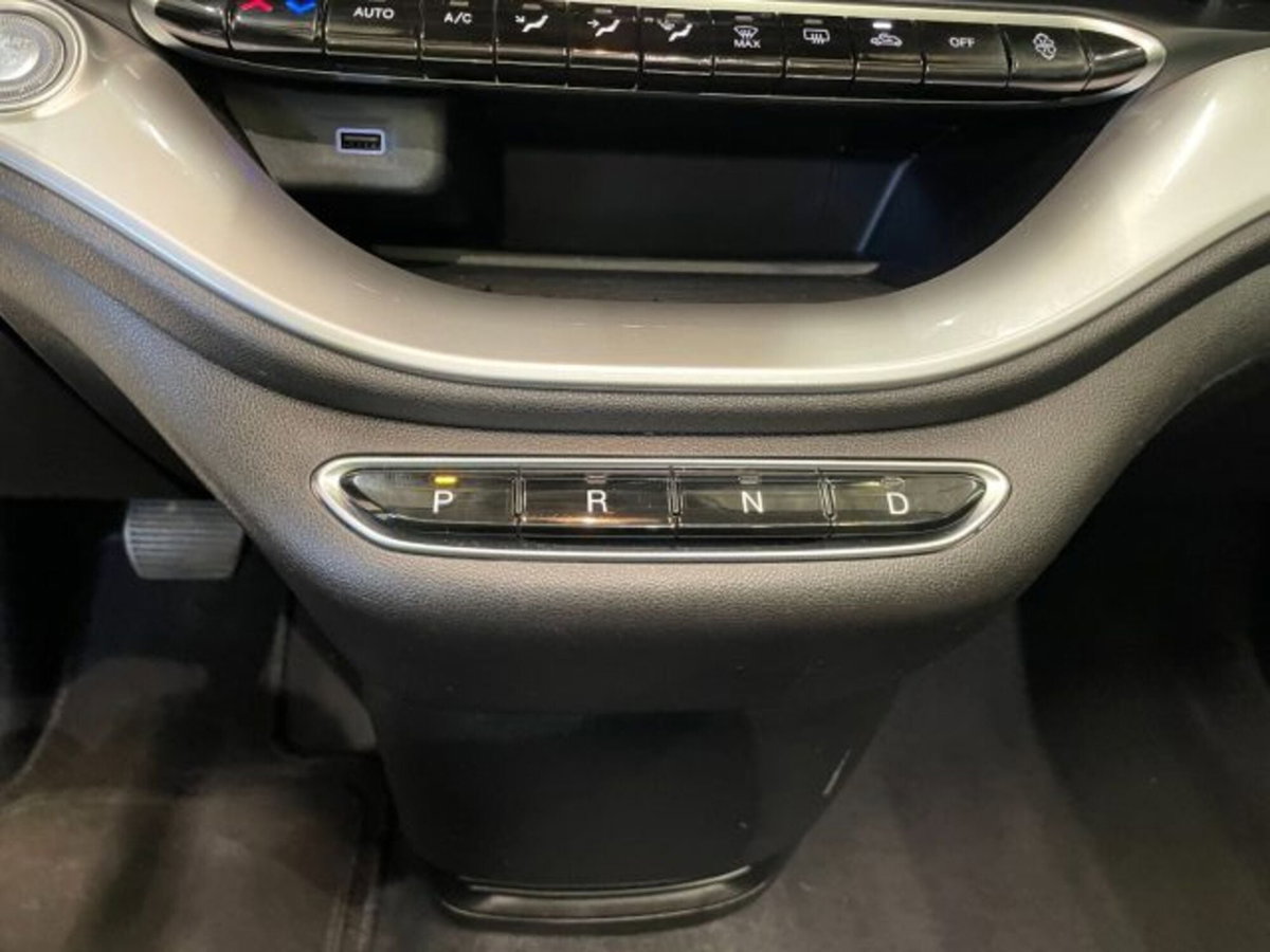 Fiat 500e Cabrio Icon + Cabrio 42 kWh (8)