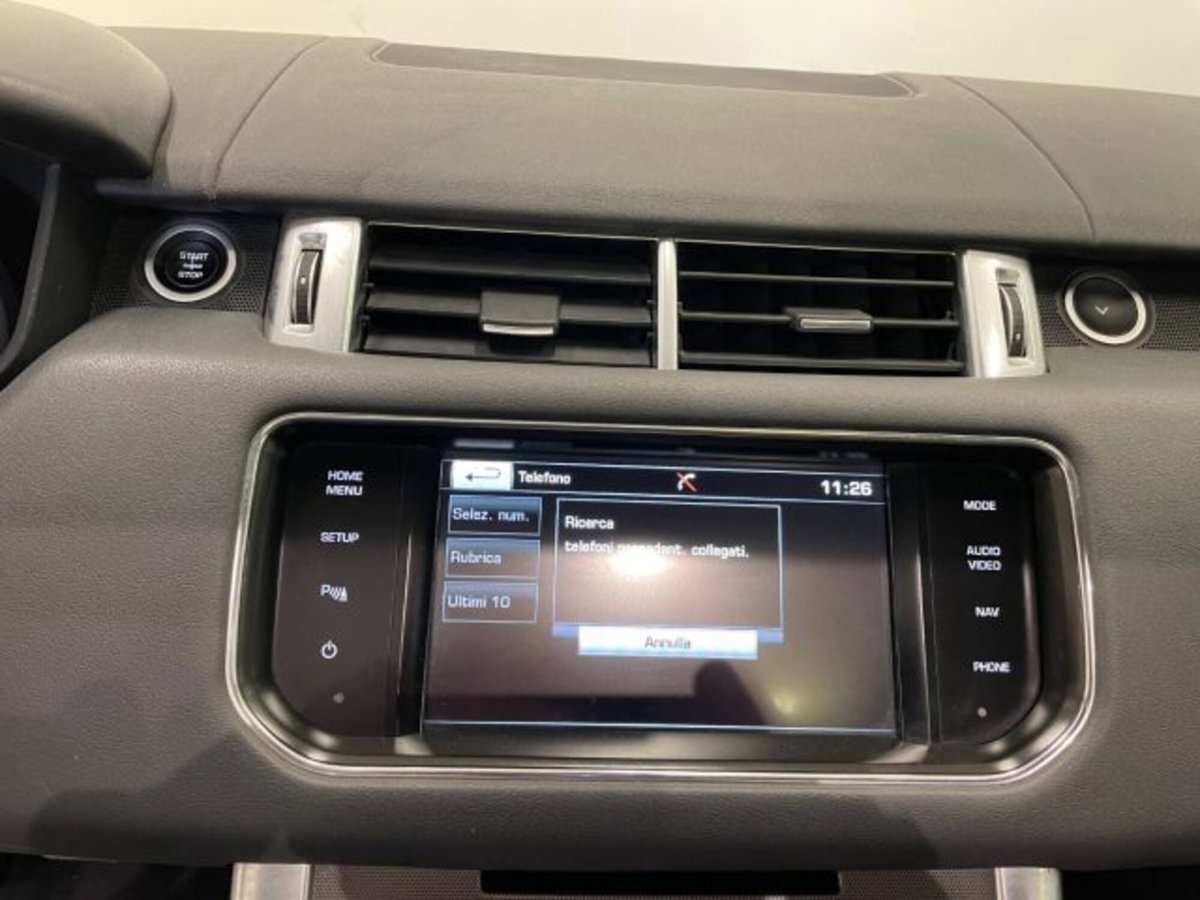 Land Rover Range Rover Sport 3.0 TDV6 HSE (12)