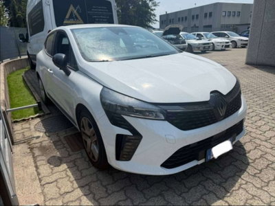 Renault Clio 1.0 tce Techno 90cv (2)