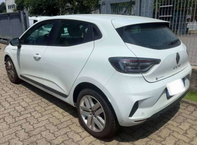 Renault Clio 1.0 tce Techno 90cv (3)