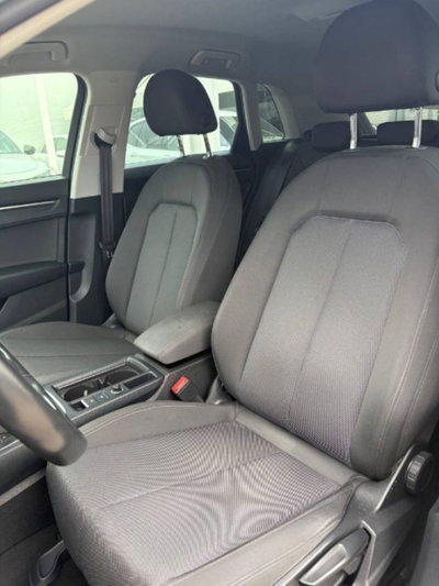 Audi Q3 35 TDI quattro S tronic Business (13)