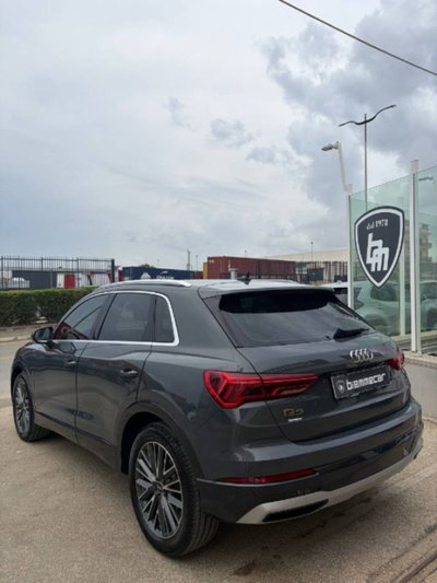Audi Q3 35 TDI quattro S tronic Business (5)