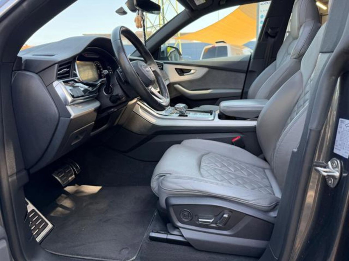 Audi Q8 Q8 45 TDI quattro tiptronic Sport (20)