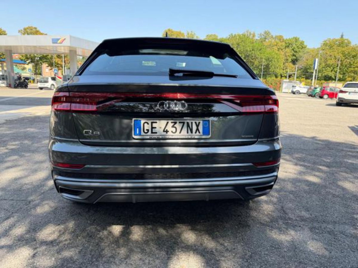 Audi Q8 Q8 45 TDI quattro tiptronic Sport (3)