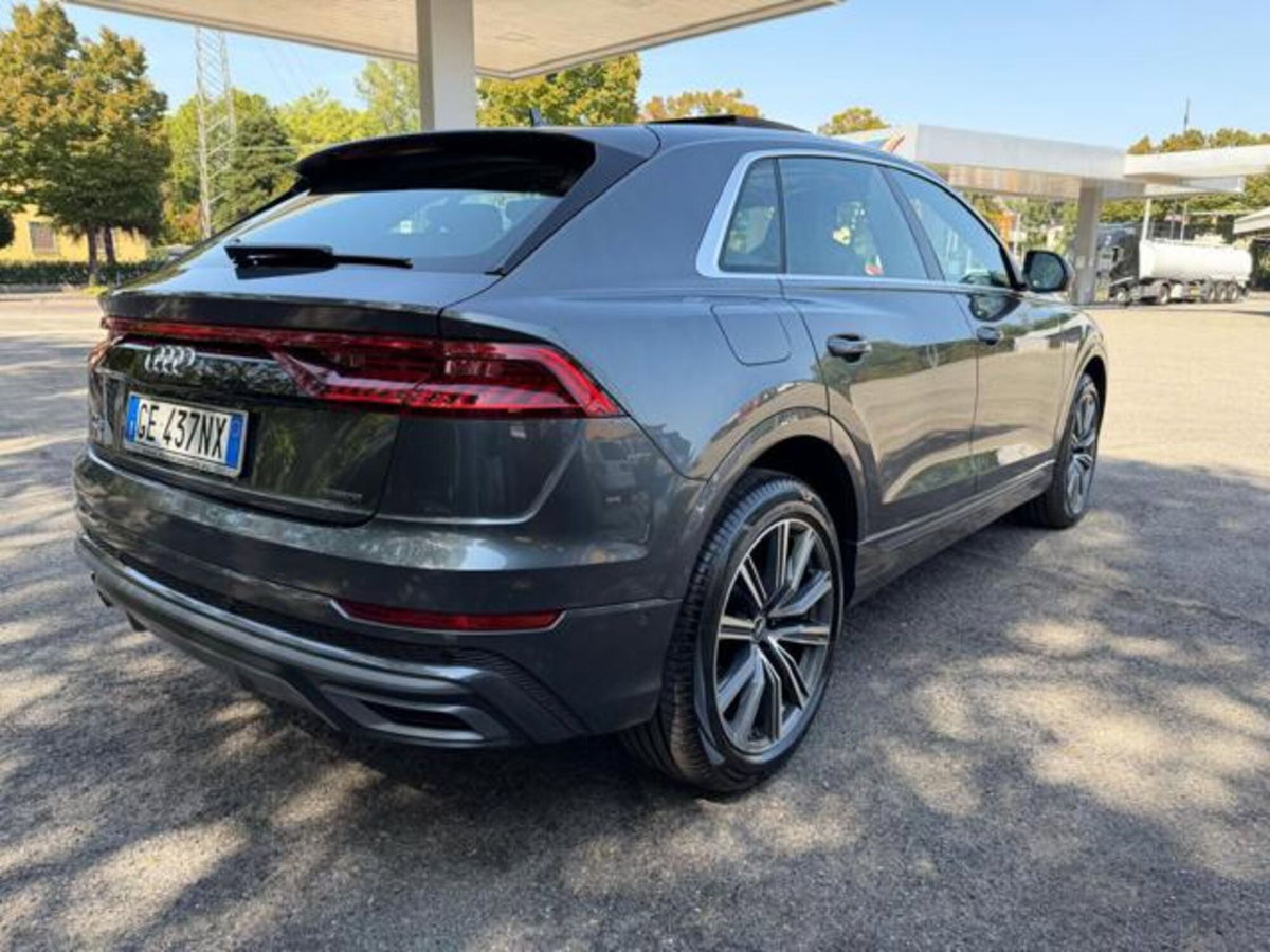 Audi Q8 Q8 45 TDI quattro tiptronic Sport (4)