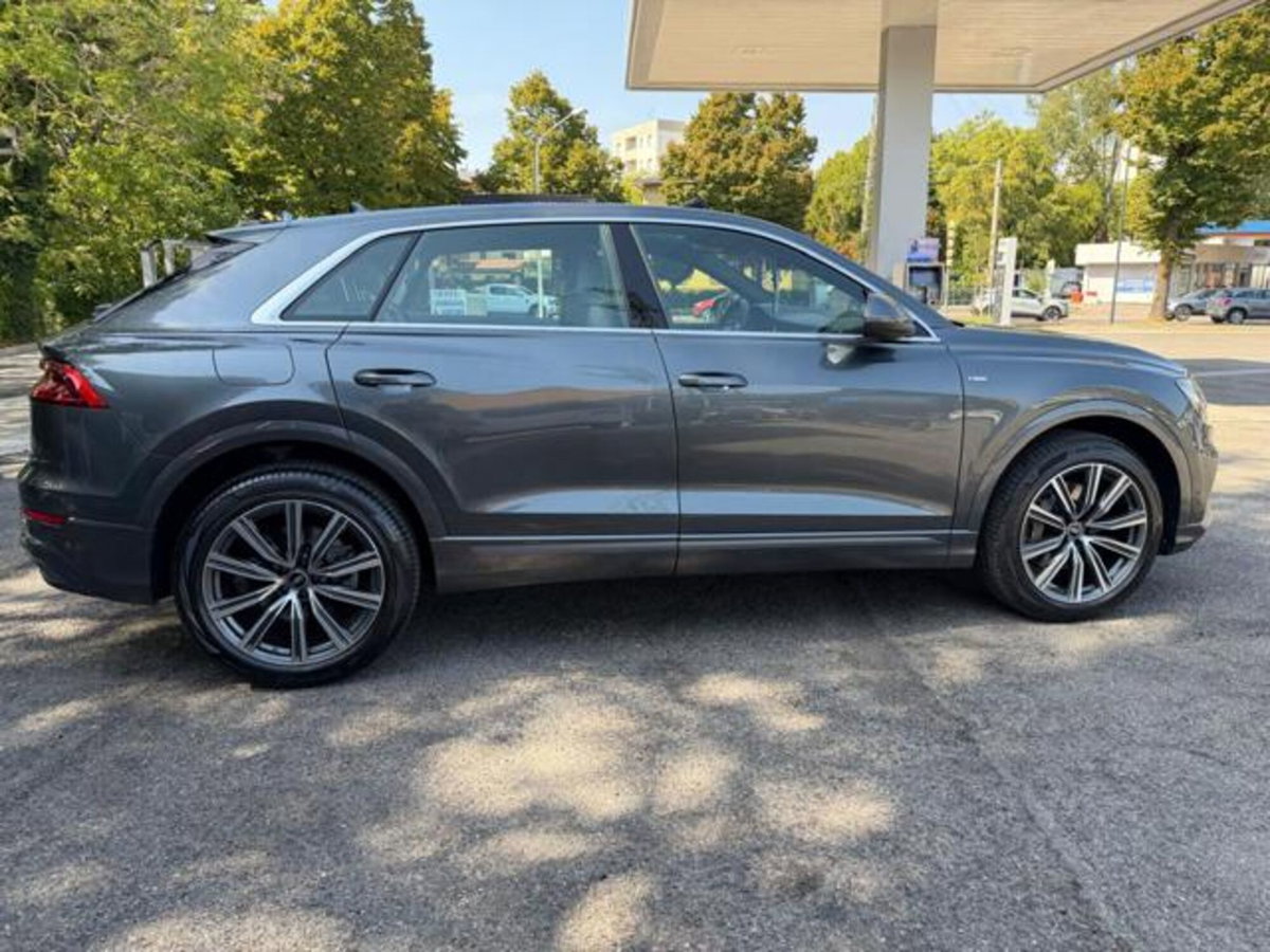 Audi Q8 Q8 45 TDI quattro tiptronic Sport (8)