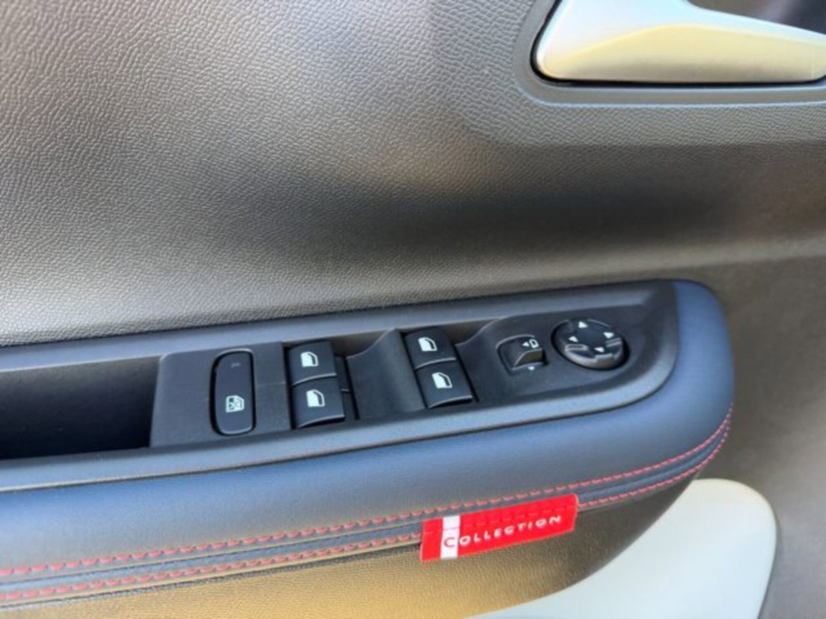 Citroen C3 1.2 hybrid Collection 110cv edcs6 (8)