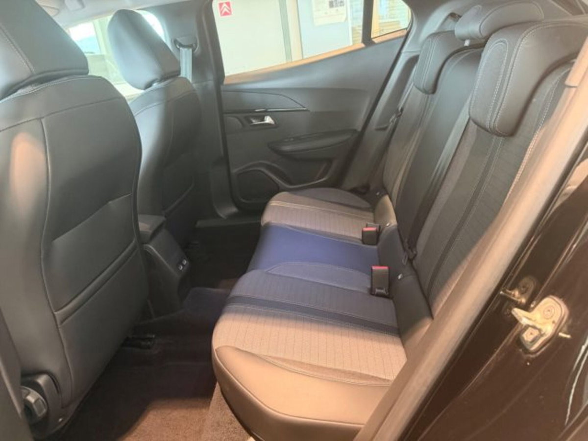 Peugeot 2008 PureTech 130 S&S EAT8 Allure Pack (8)