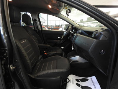 Dacia Duster 1.5 dCi 8V 110 CV 4x4 Prestige (14)