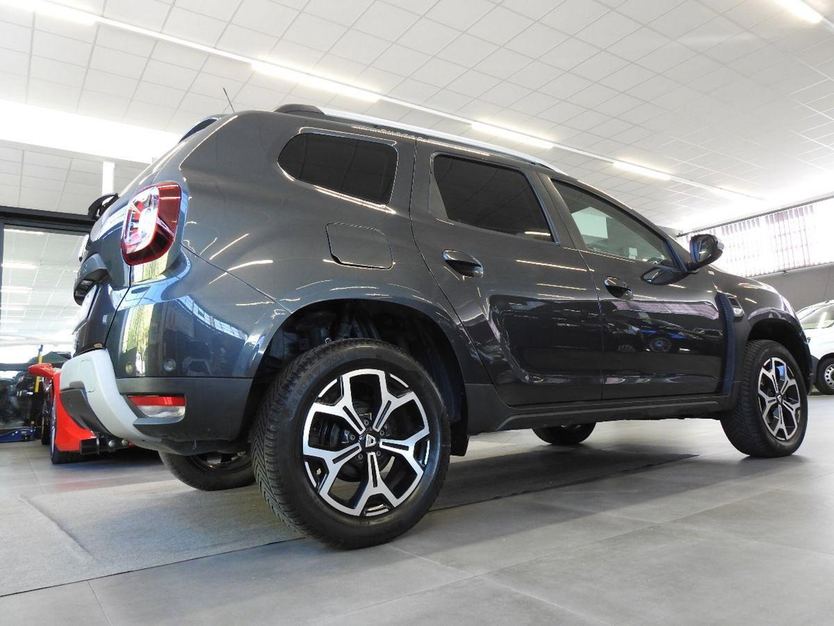 Dacia Duster 1.5 dCi 8V 110 CV 4x4 Prestige (2)
