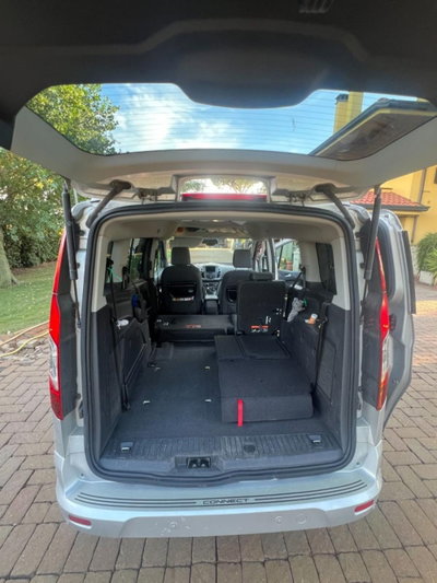 Ford Tourneo Connect 1.5 TDCi 120 CV Plus (12)