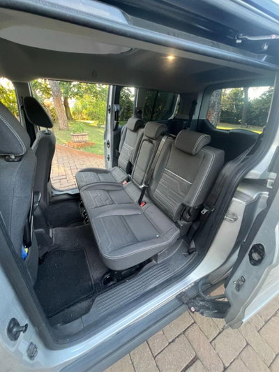 Ford Tourneo Connect 1.5 TDCi 120 CV Plus (13)