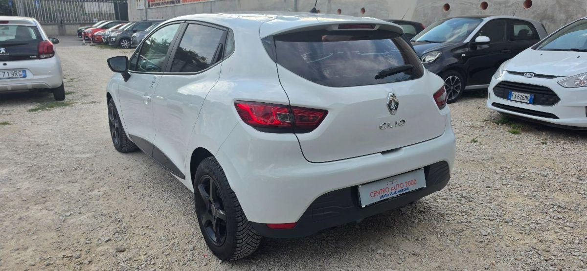 Renault Clio 1.2 75CV GPL 5 porte Wave (5)