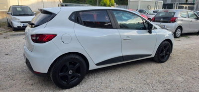 Renault Clio 1.2 75CV GPL 5 porte Wave (7)