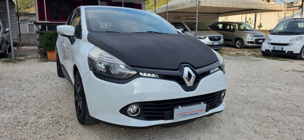 Renault Clio 1.2 75CV GPL 5 porte Wave (9)