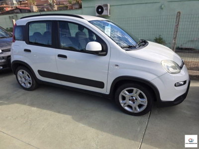 Fiat Panda 1.0 FireFly S&S Hybrid City Cross (2)